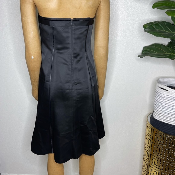 Ann Taylor A Line Black Satin strapless Dress - Picture 6 of 10